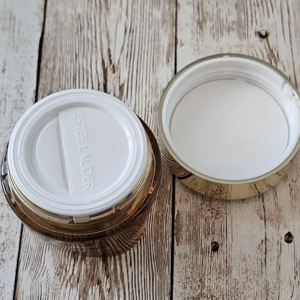 Estee Lauder Revitalizing Supreme+ Cream 1 oz - Picture 4 of 4
